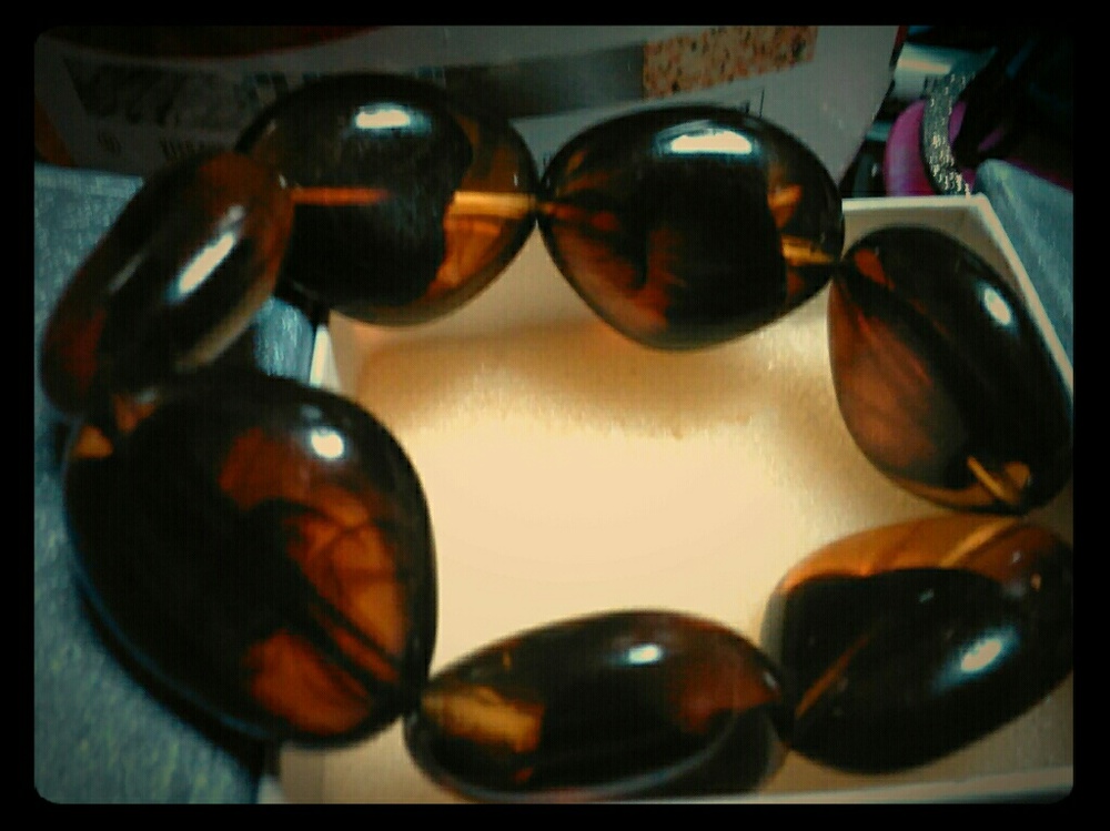 Rootbeer (Bakelite??) Stretch Bracelet - image 1